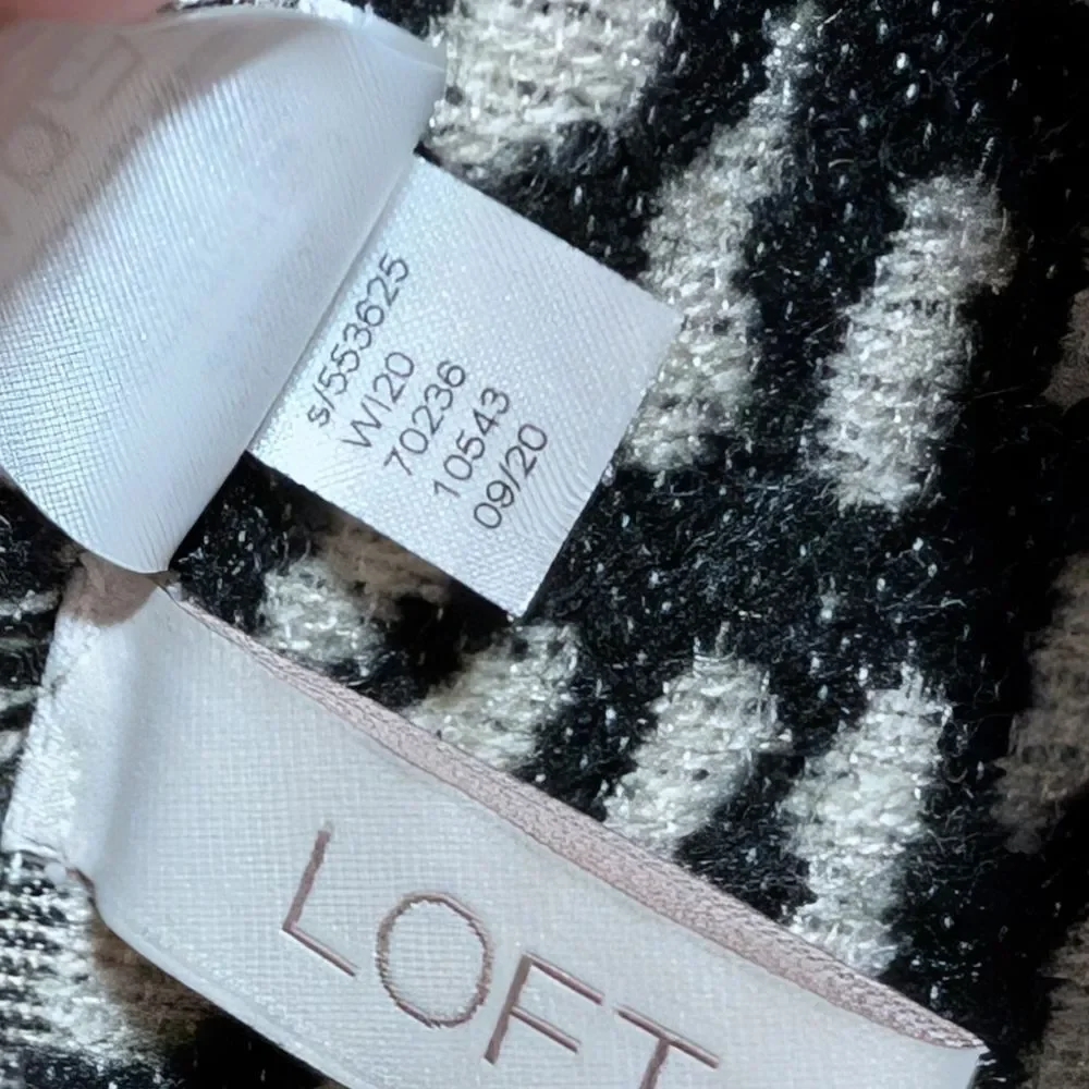 Loft animal leopard full print scarf wrap fringe black gray
